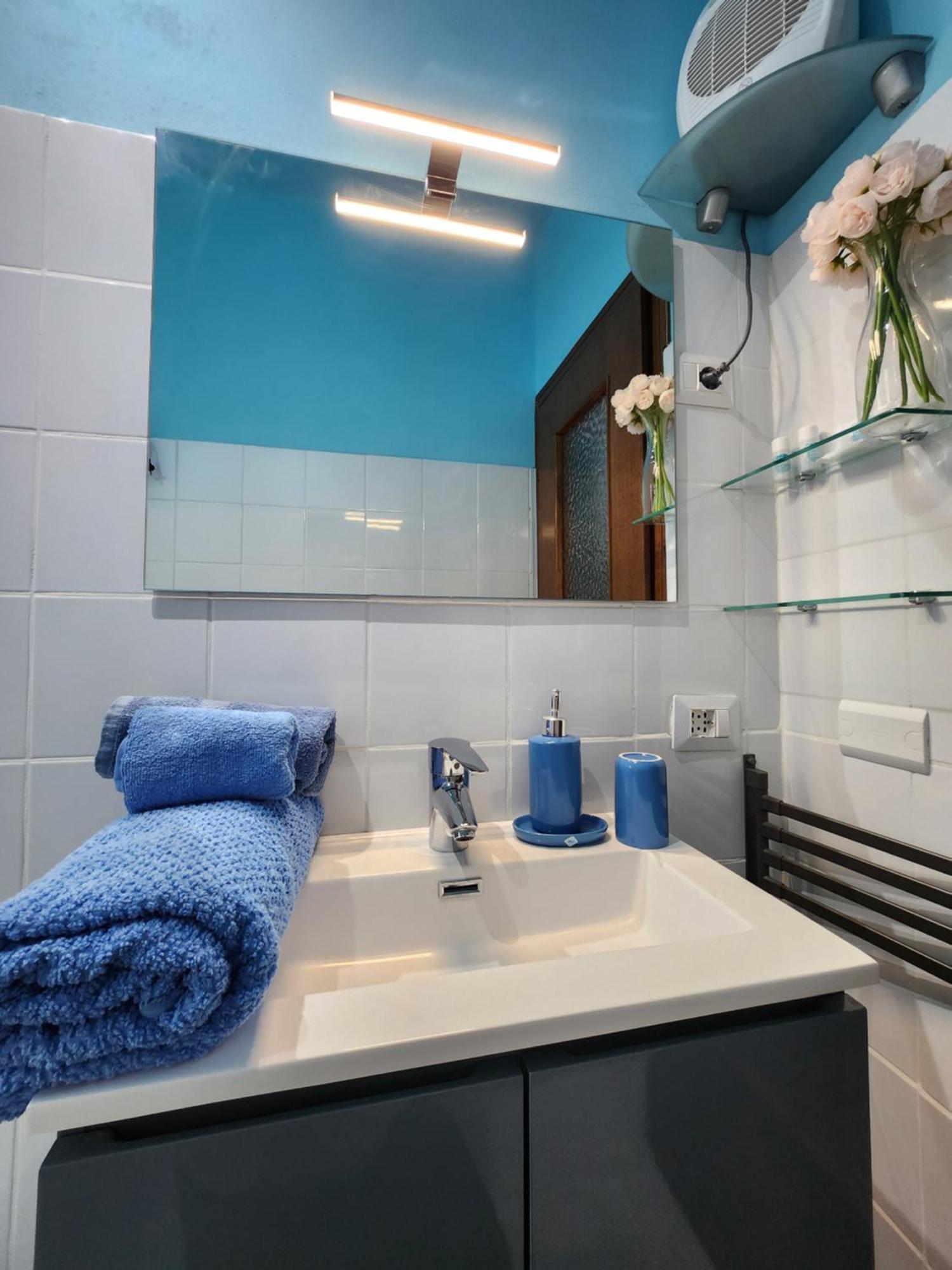 Laura'S Cottage With Lake View, Detached, 5 Kilometers From Varenna Lierna Extérieur photo