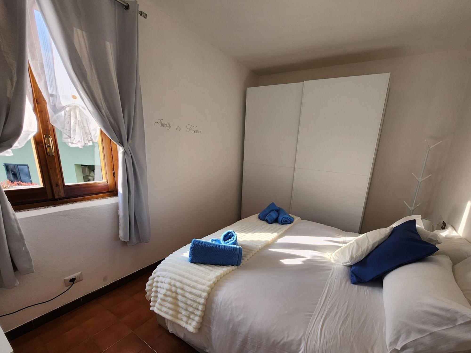 Laura'S Cottage With Lake View, Detached, 5 Kilometers From Varenna Lierna Extérieur photo