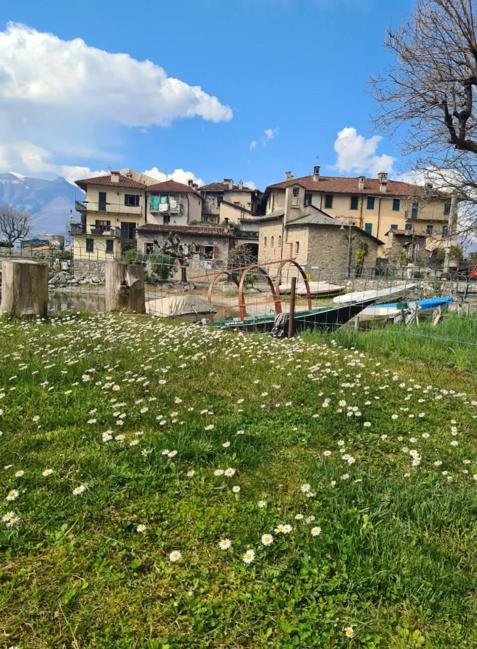 Laura'S Cottage With Lake View, Detached, 5 Kilometers From Varenna Lierna Extérieur photo